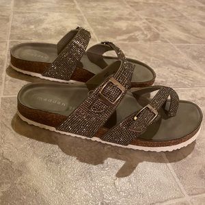 Womens sandals- Madden girl - size 7